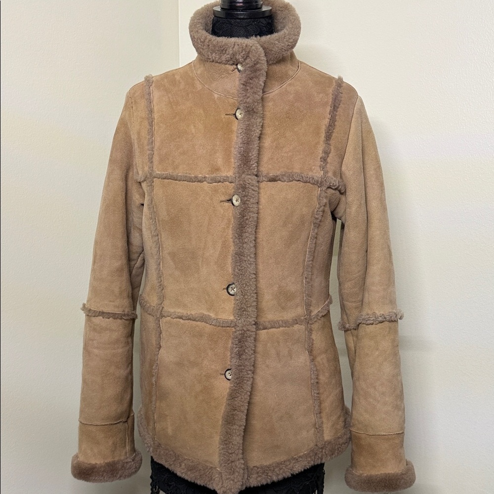 Women's Tan Shearling Jacket - Picture 11 of 14
